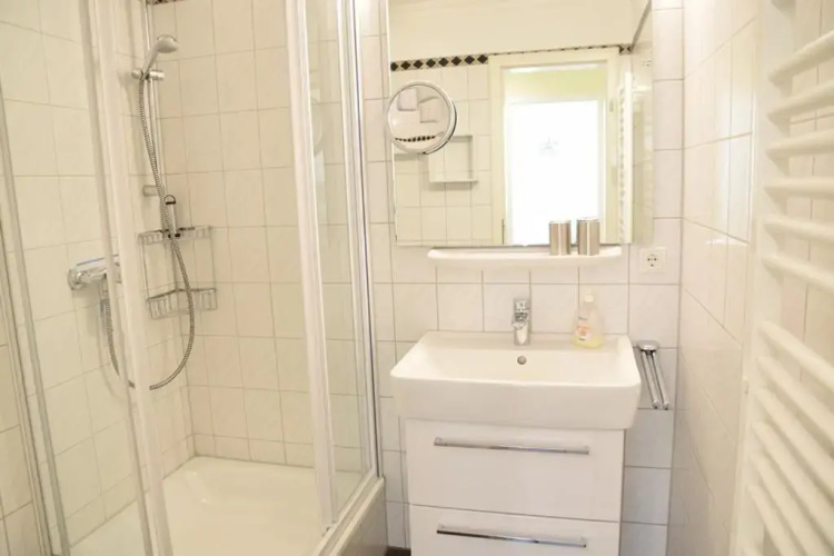 Kampstraße 9, W3, GB3