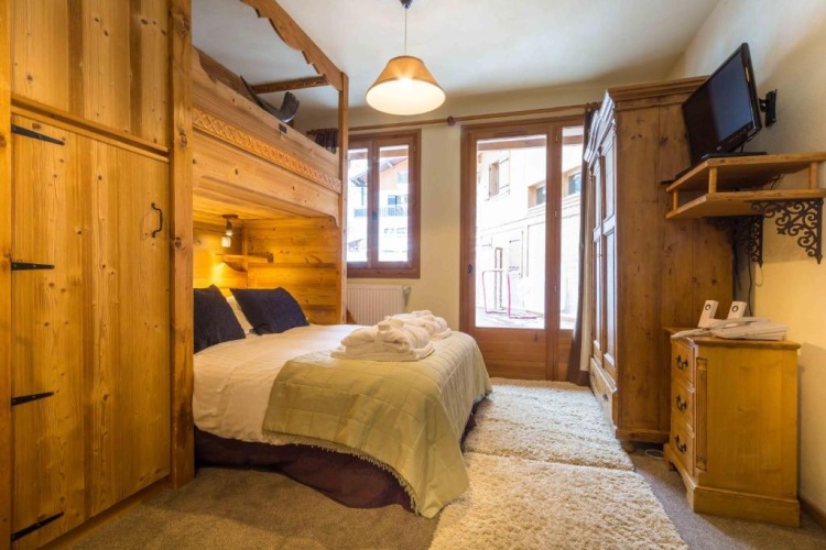2 Bedrooms Suite