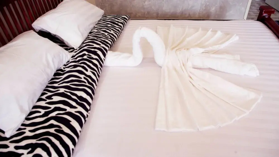Stusky Lark Mini Hotel Seeta