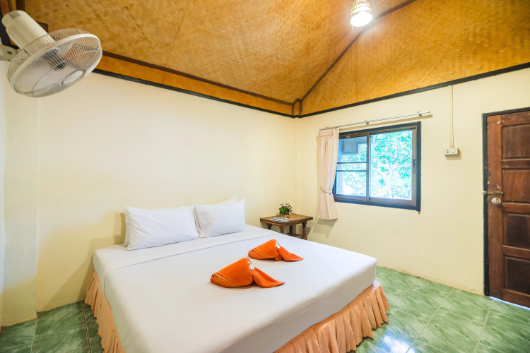 Kaw Kwang Beach Resort