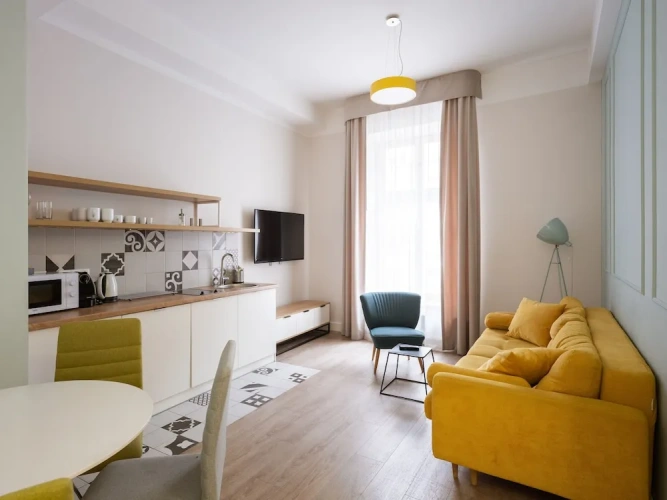 1 Bedroom Apartment