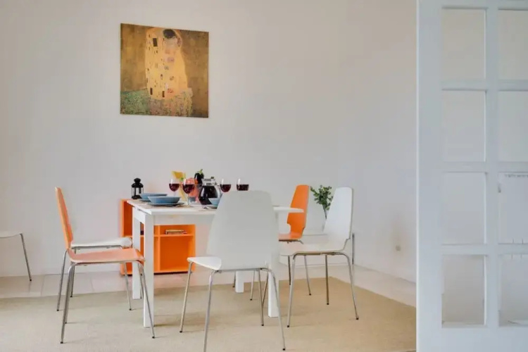 Amazing & Spacious 3bed Flat in Piramide