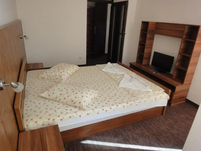 Saint George Apartments