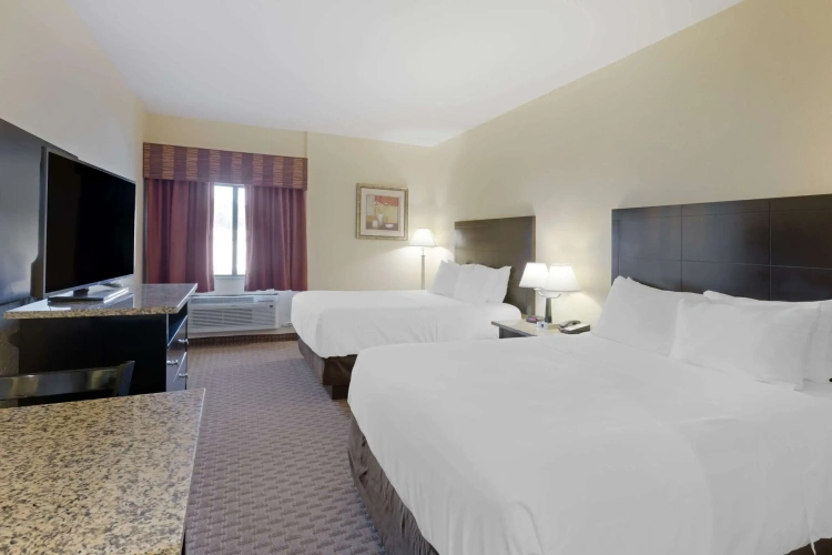 Standard Quadruple room