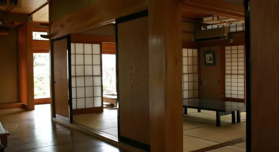 Itaya