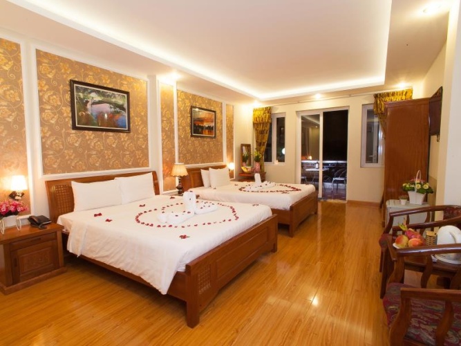 1 Bedroom Double Family Suite with city view