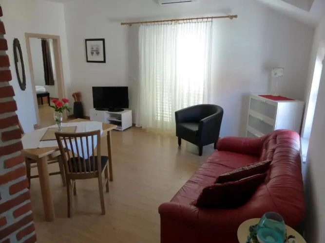 1 Bedroom Apartment with sea view