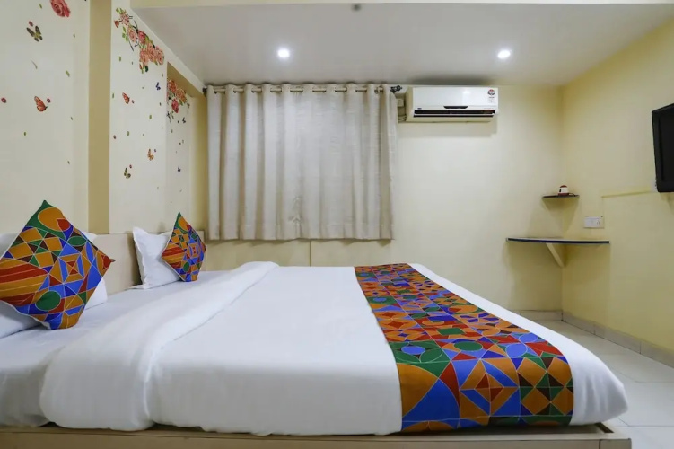 FabHotel de Rajnigandha