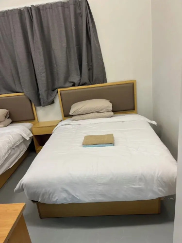 2 Double 3 Single  2 Sofa Beds Studio
