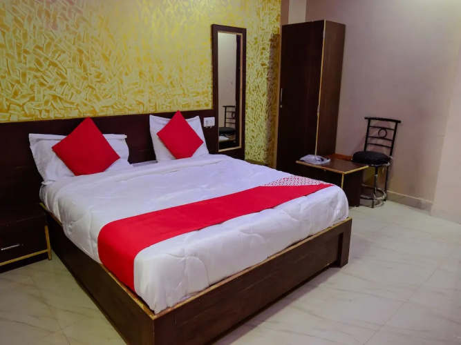 OYO Flagship 13585 Hotel Delight