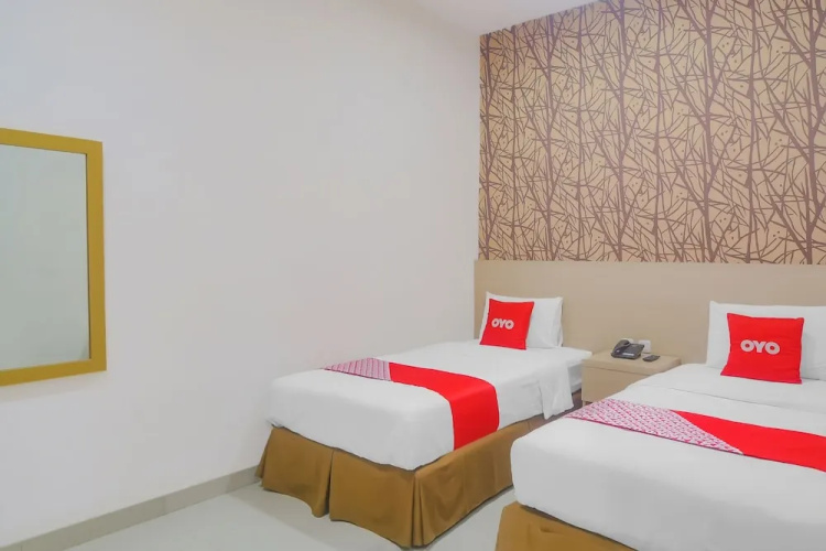 OYO 90312 Bahu Bay Hotel