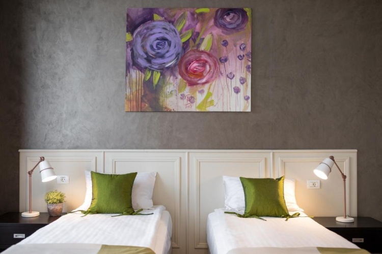 Standard Twin room