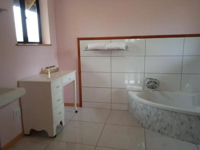 2 Bedrooms Double Cottage