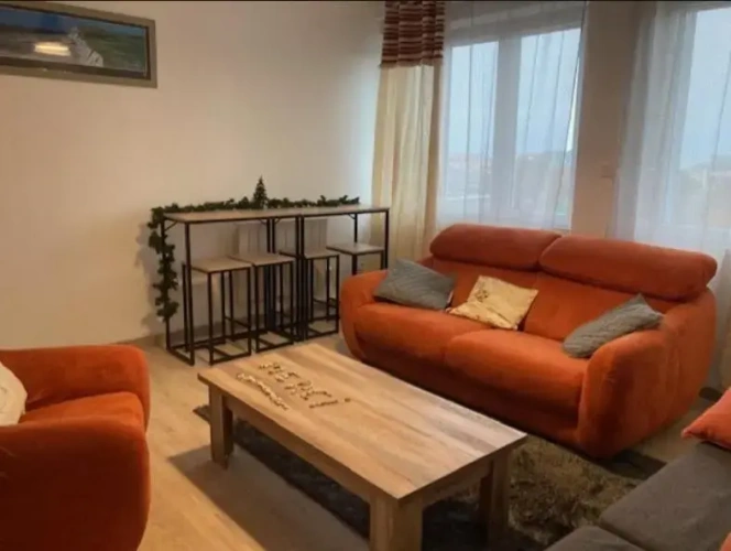 2 Bedrooms Apartment