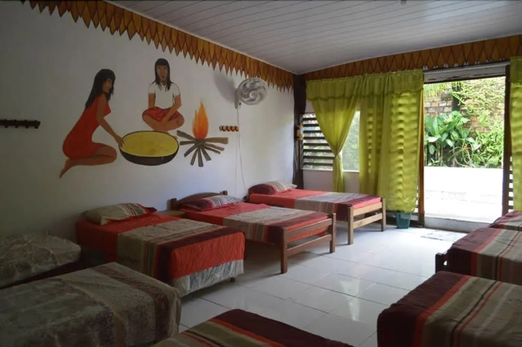Anaira Hostel