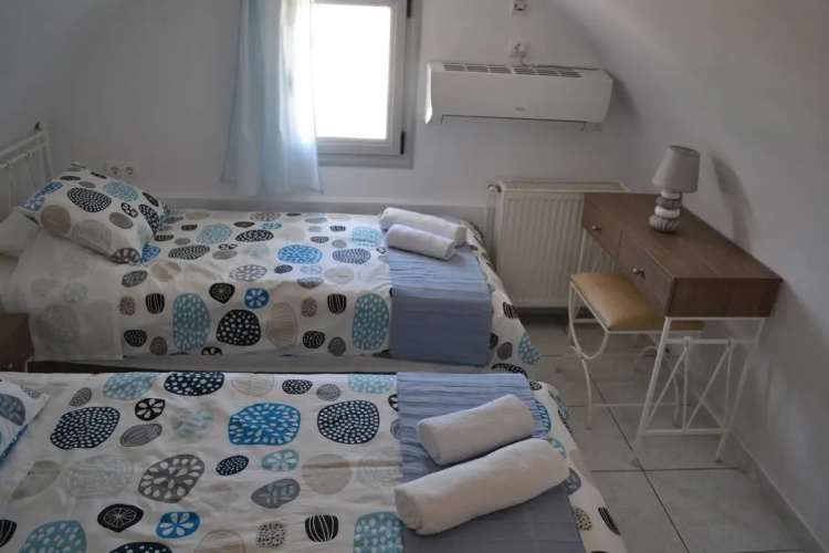 Black Coast Hotel Santorini