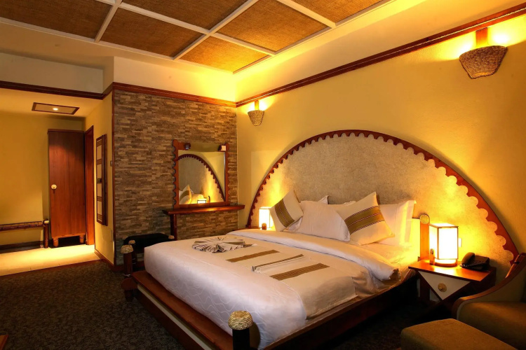 Nega Bonger Hotel