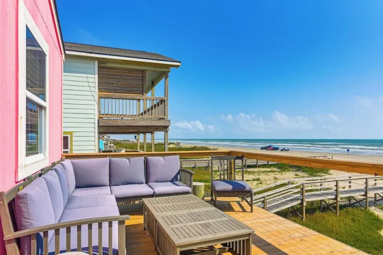 2 Bedrooms Cottage with balcony