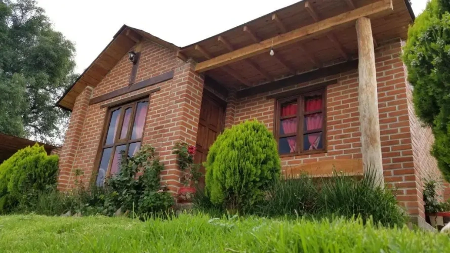 2 Bedrooms Quadruple Cottage