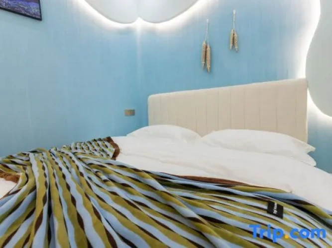 3 Bedrooms Standard Sextuple room with city view