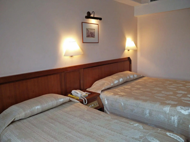 Bintang Collectionz Hotel