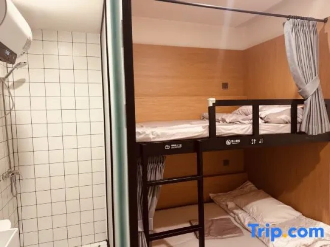 Bed in Dorm (female dorm)