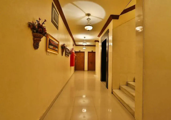 Alyamama Palace Hilal RED