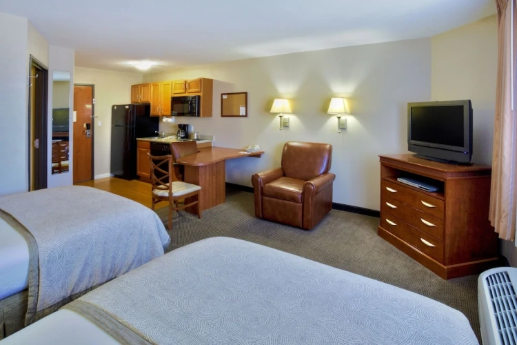 Quadruple Suite