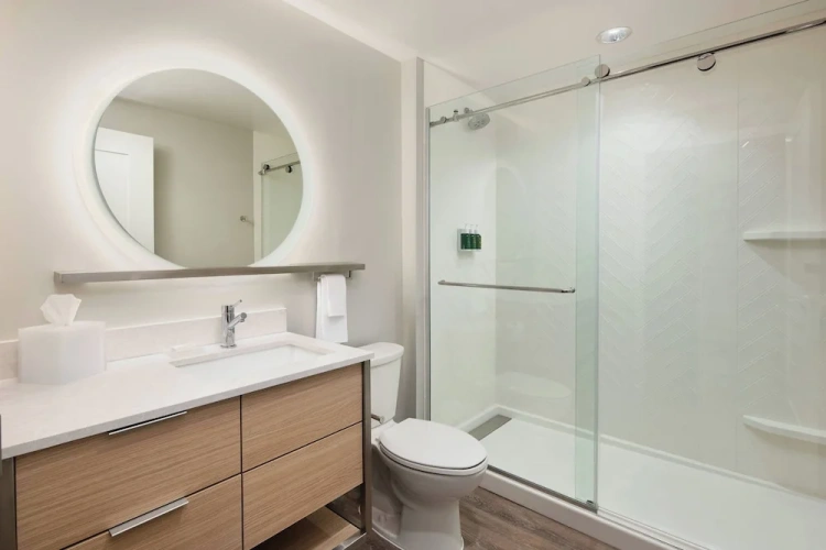 1 Bedroom Suite