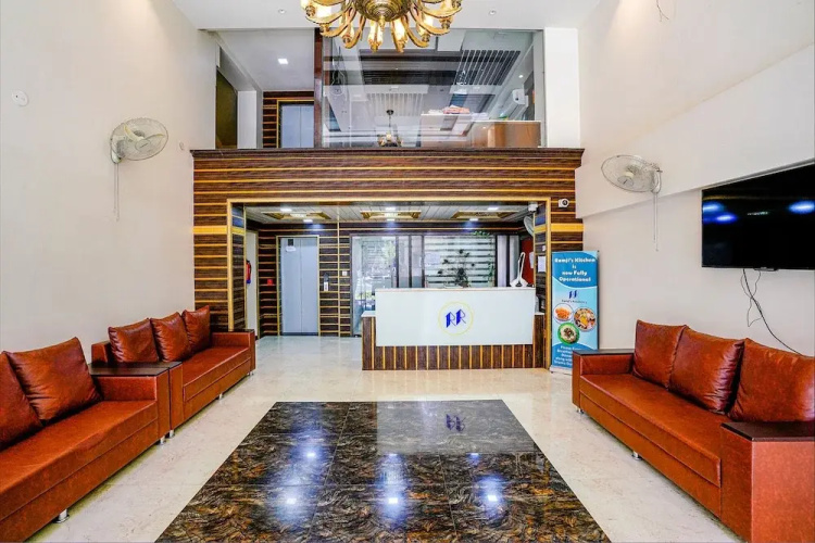 Fabhotel Ramjis Residency