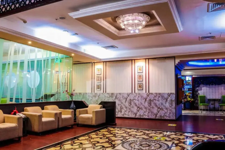 Phoenix Retreat Deira By Dancenter