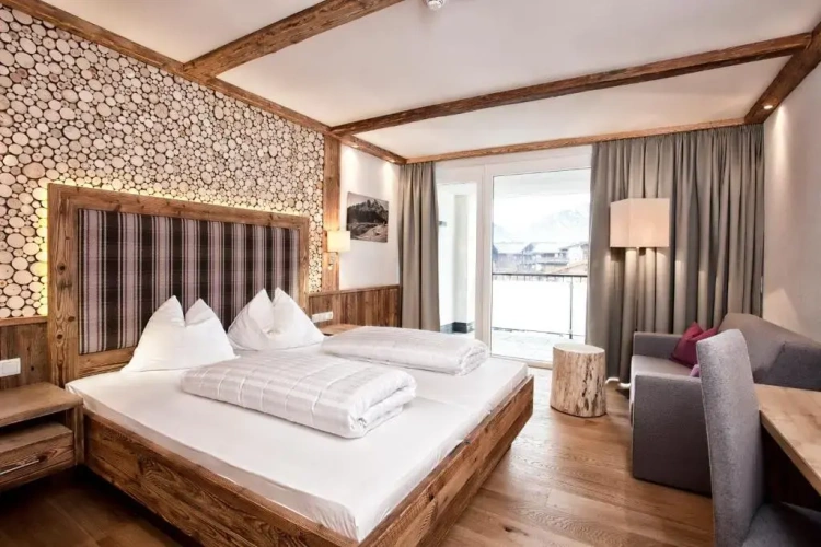 Deluxe Double room with balcony