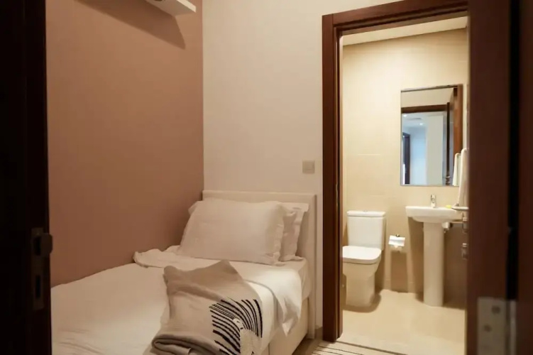 FantaStay Burj Vista tower 1