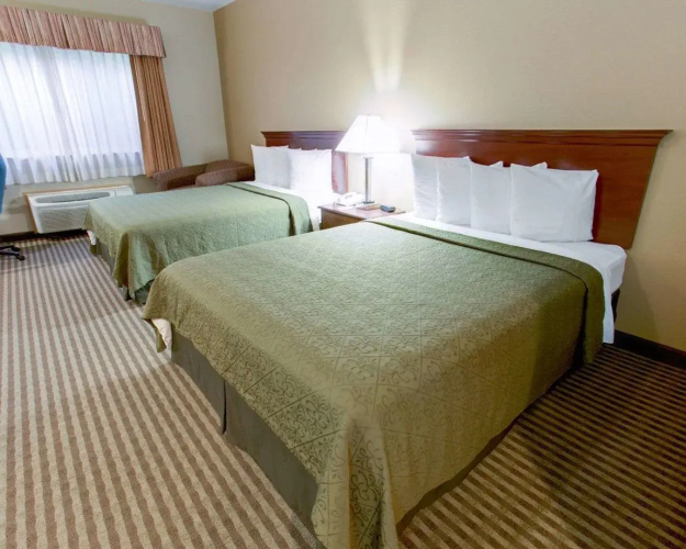 Holiday Inn Express & Suites Mountain View Silicon Valley by IHG