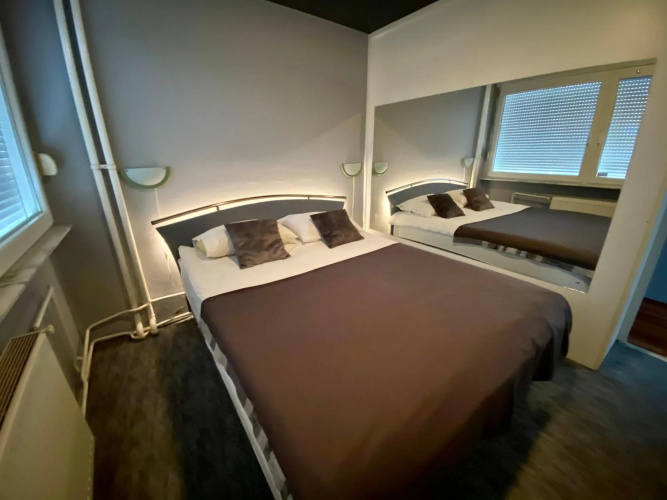 Apartment 8