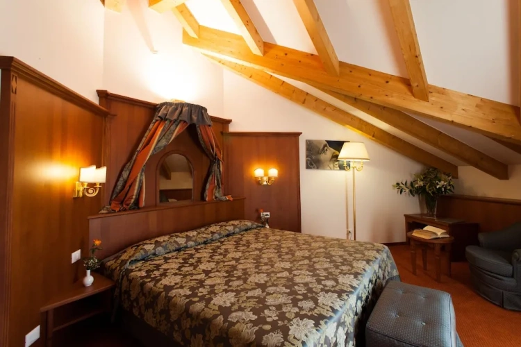 Superior Double room with balcony