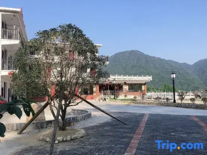 Yuexi Panlian Home Farmhouse