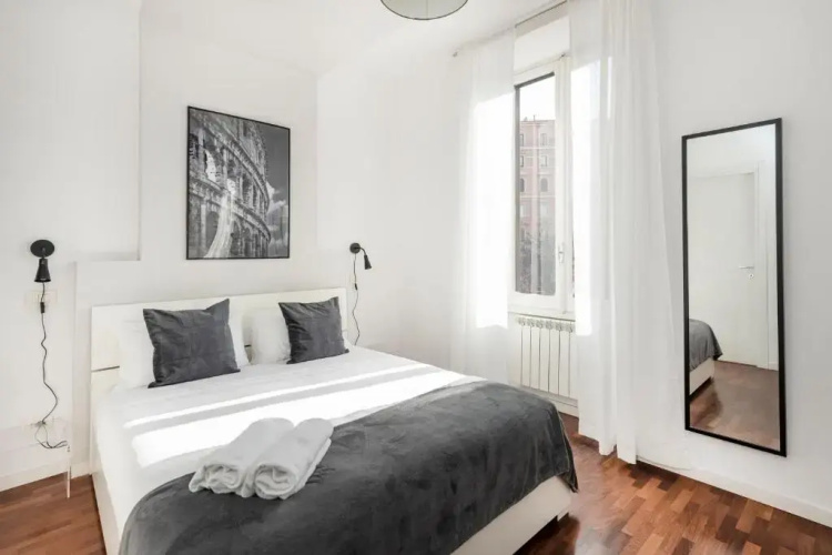 White Flat Termini