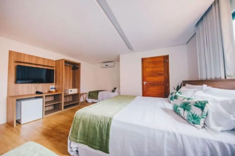 Deluxe Triple room with balcony