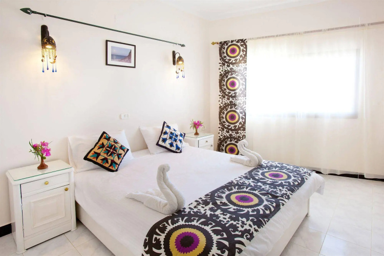 Coral Coast Hotel