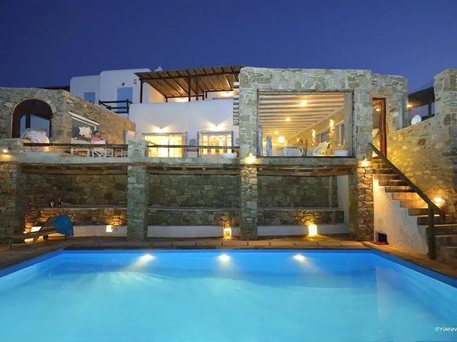 Sextuple Villa with sea view