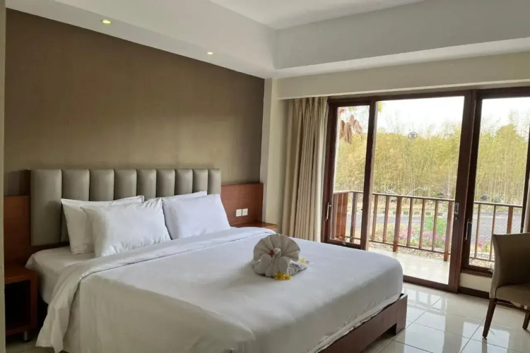 Lorin New Kuta Hotel