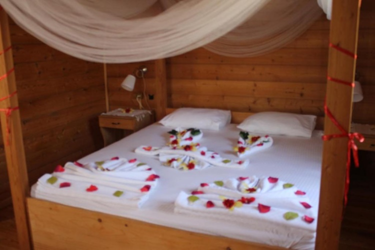 Deluxe Bungalow with garden view