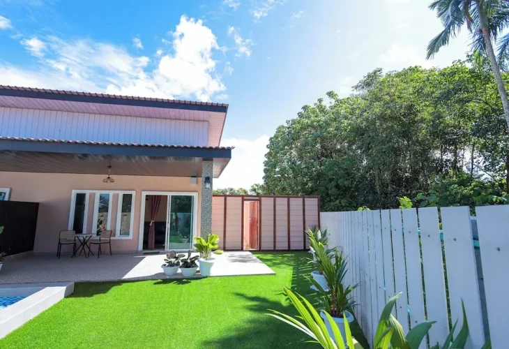 2 Bedrooms Villa