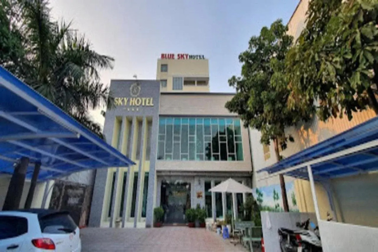 Sky Hotel By Zuzu - Bien Hoa