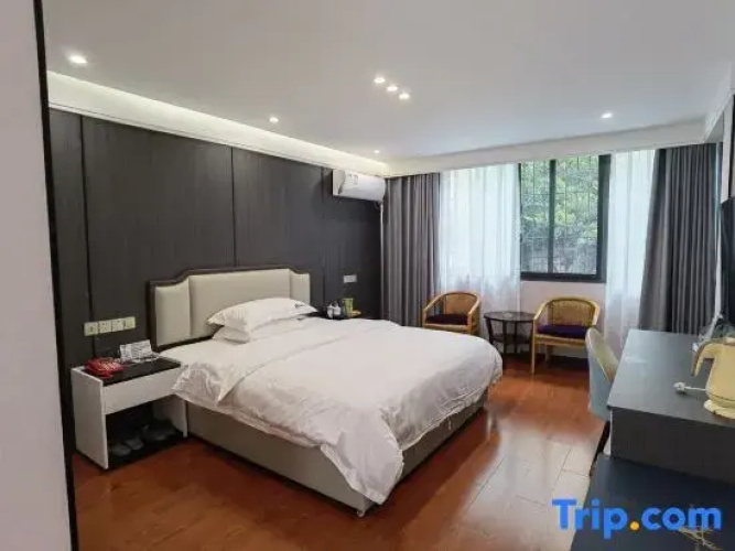 Yiyuan Hotel