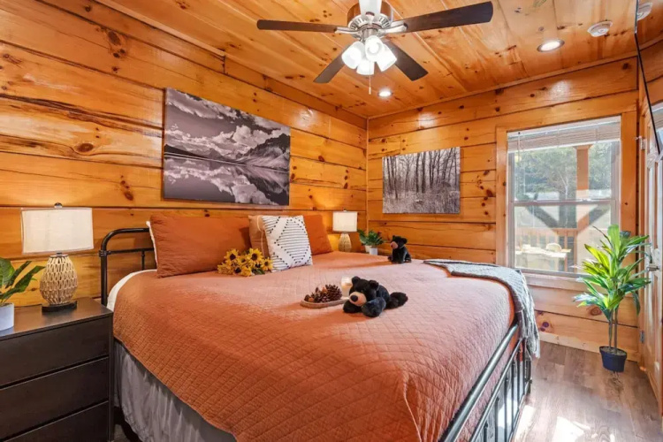 Rustic Mountain Retreat by Ghosal Luxury Lodging