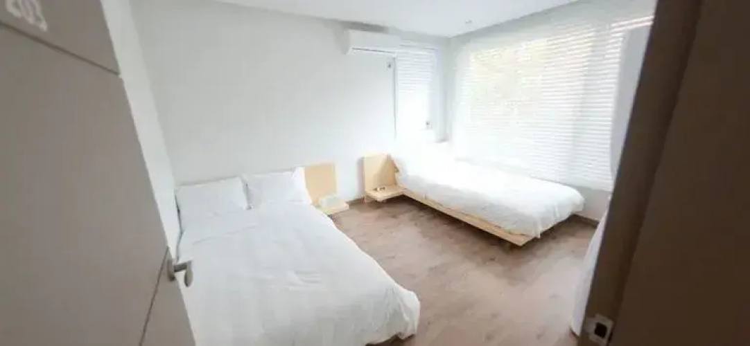 The Zip Guest House for Female Only