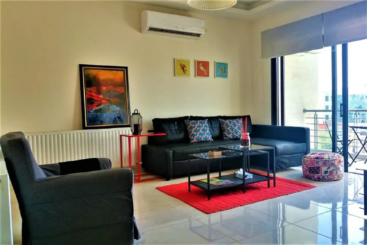 Double Key Apartments by HR