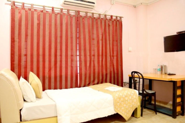Deluxe Single room